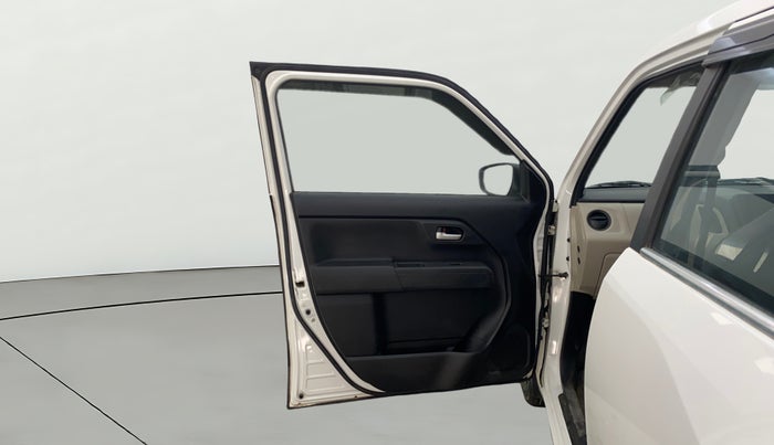2022 Maruti New Wagon-R VXI (O) 1.2 AMT, Petrol, Automatic, 52,004 km, LHS Front Door