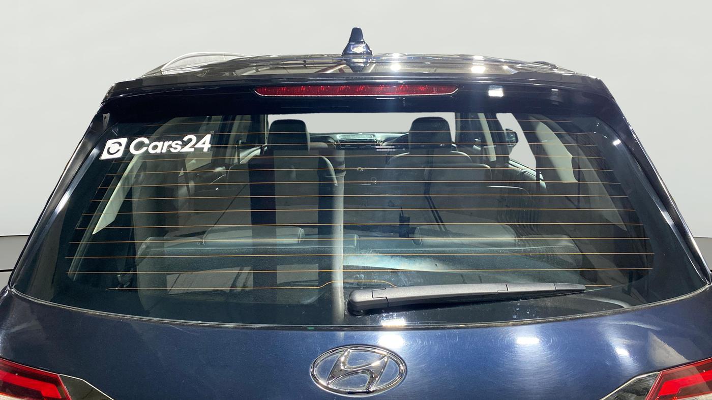2021 Hyundai ALCAZAR 2.0 SIGNATURE (O) AT 7STR, Petrol, Automatic, 13,147 km, Rear Windshield