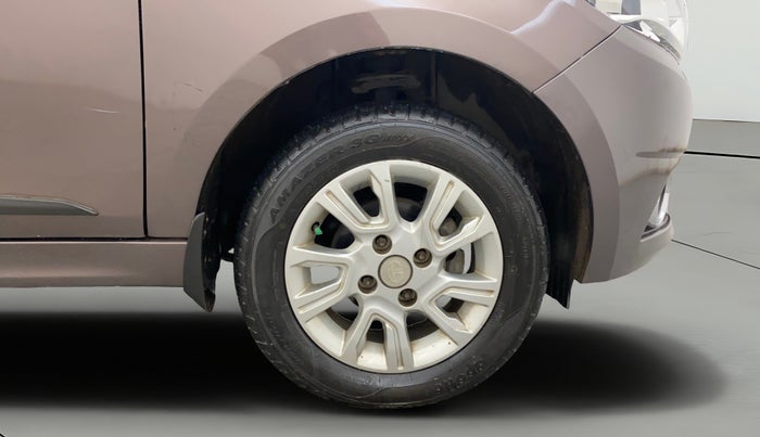 2018 Tata Tiago XZ PETROL, Petrol, Manual, 22,113 km, Right Front Wheel