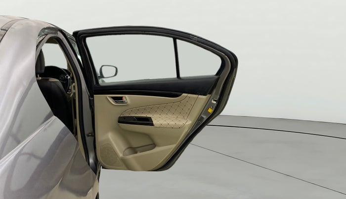 2014 Maruti Ciaz ZXI, Petrol, Manual, 99,672 km, RHS Rear Door