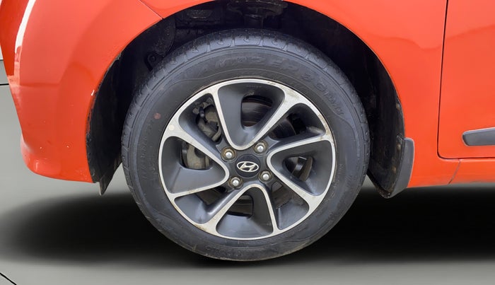 2018 Hyundai Grand i10 SPORTZ AT 1.2 KAPPA VTVT, Petrol, Automatic, 23,239 km, Left Front Wheel