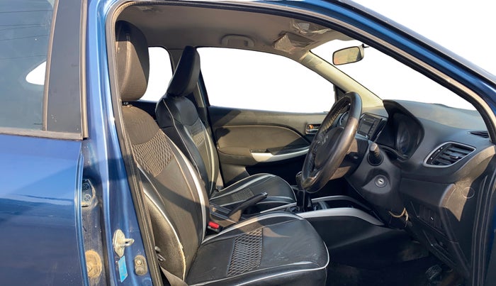 2016 Maruti Baleno DELTA PETROL 1.2, Petrol, Manual, 60,277 km, Right Side Front Door Cabin