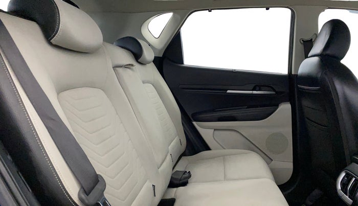 2021 KIA SONET HTX 1.0 IMT, Petrol, Manual, 14,680 km, Right Side Rear Door Cabin