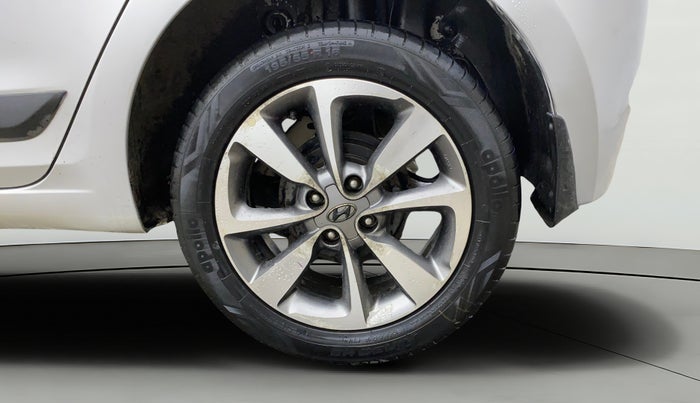 2015 Hyundai Elite i20 SPORTZ 1.2 (O), Petrol, Manual, 84,042 km, Left Rear Wheel