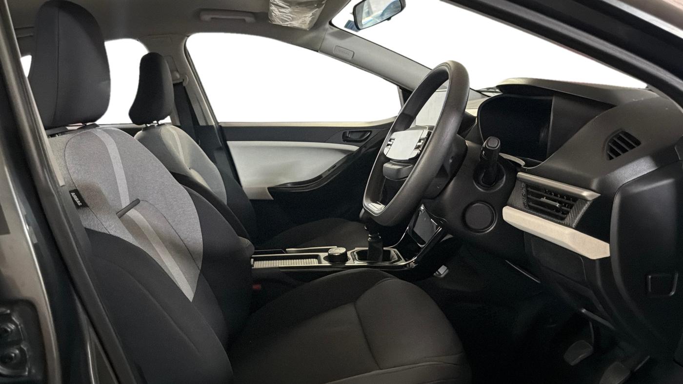 2025 Tata NEXON CREATIVE 1.2 REVOTRON 6MT, Petrol, Manual, 3,220 km, Right Side Front Door Cabin