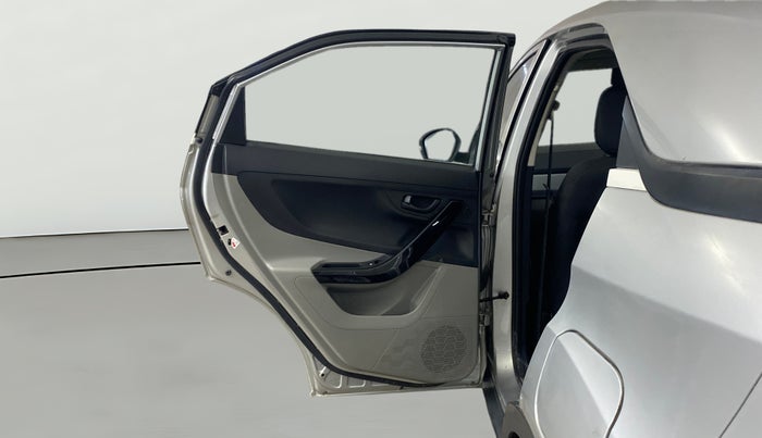 2018 Tata NEXON XM PETROL, Petrol, Manual, 33,956 km, LHS Rear Door