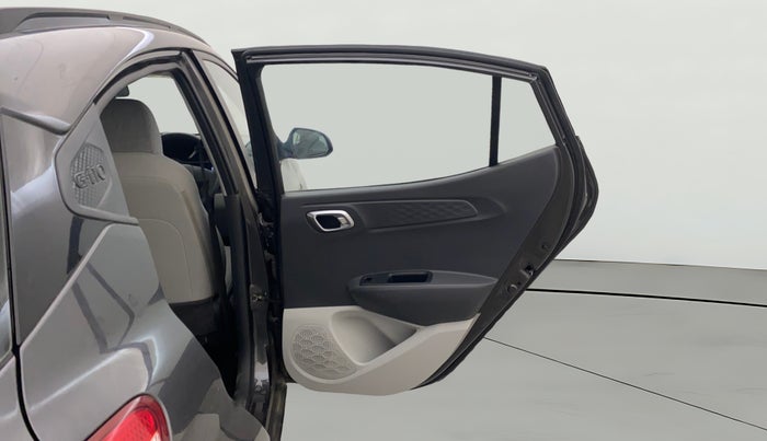 2022 Hyundai GRAND I10 NIOS SPORTZ AMT 1.2 KAPPA VTVT, Petrol, Automatic, 18,767 km, RHS Rear Door