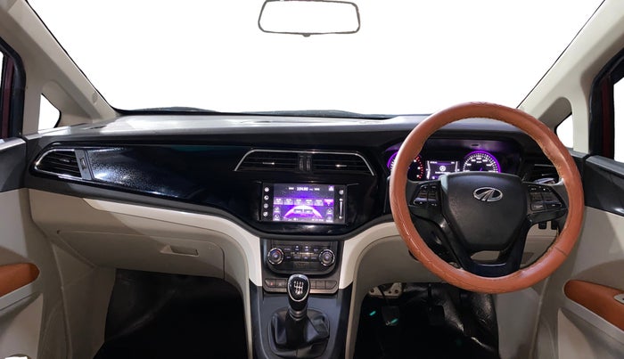 2018 Mahindra MARAZZO M8 7 STR, Diesel, Manual, 98,929 km, Dashboard