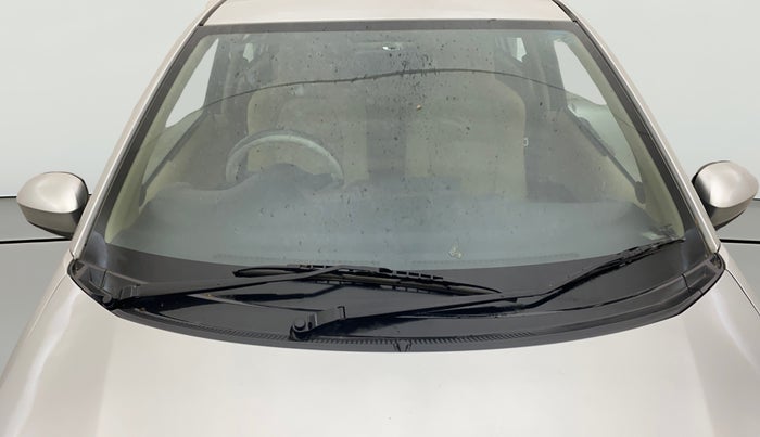 2013 Honda Amaze 1.2L I-VTEC S, CNG, Manual, 1,44,183 km, Front Windshield