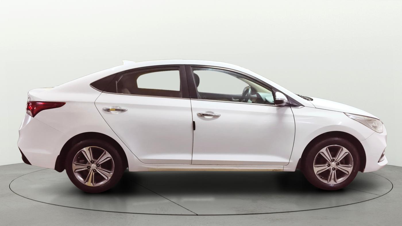 2018 Hyundai Verna 1.6 VTVT SX O, Petrol, Manual, 89,867 km, Right Side View