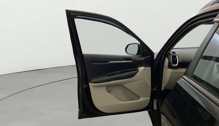 2023 KIA SONET 	 HTX 1.0 TURBO DCT, Petrol, Automatic, 47,809 km, LHS Front Door