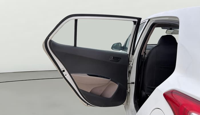 2017 Hyundai Grand i10 MAGNA AT 1.2 KAPPA VTVT, Petrol, Automatic, 21,008 km, LHS Rear Door