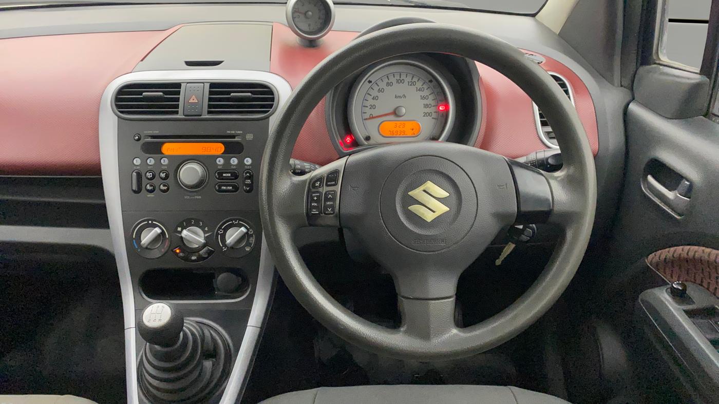 2015 Maruti Ritz ZXI, Petrol, Manual, 77,004 km, Steering Wheel Close Up