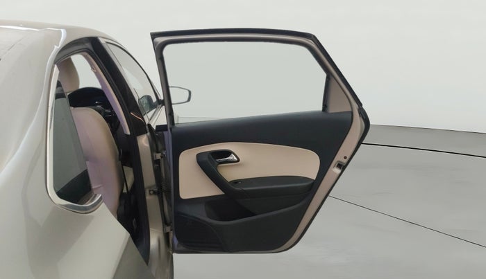 2018 Skoda Rapid STYLE 1.5 TDI, Diesel, Manual, 1,02,729 km, RHS Rear Door