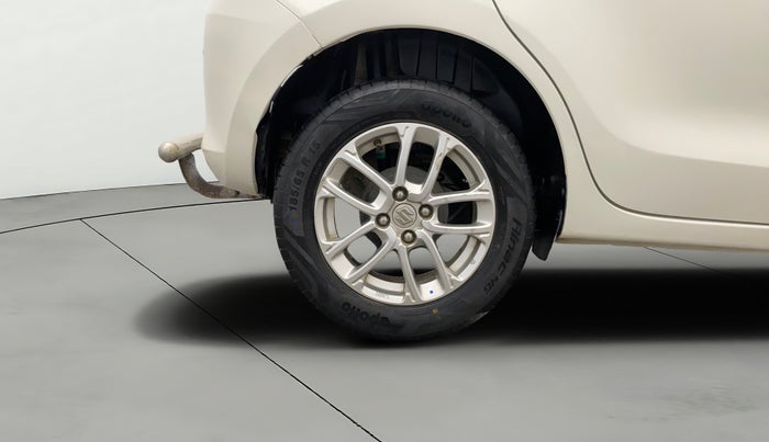 2020 Maruti Swift ZXI, Petrol, Manual, 80,168 km, Right Rear Wheel