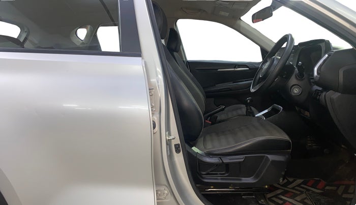 2022 KIA SONET HTK PLUS 1.2, Petrol, Manual, 21,413 km, Right Side Front Door Cabin