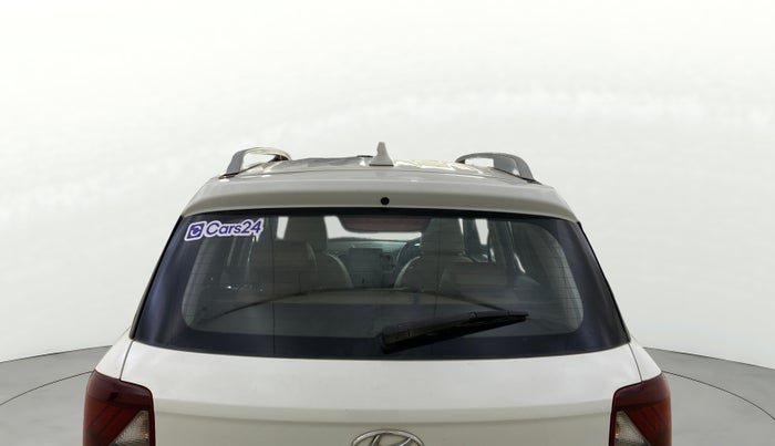 2019 Hyundai VENUE SX(O) 1.4 CRDI, Diesel, Manual, 72,133 km, Rear Windshield