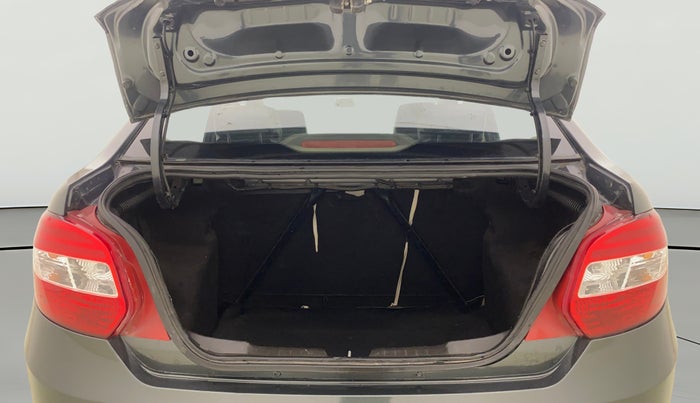 2015 Tata Zest XMS PETROL, Petrol, Manual, 1,27,331 km, Boot Open Zoomed View