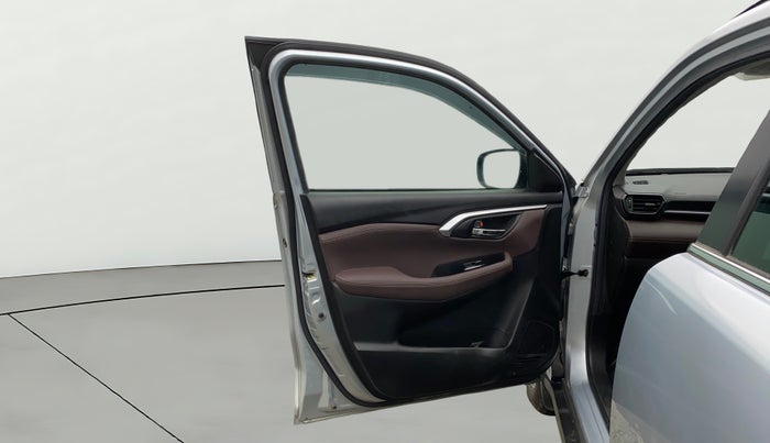 2023 Maruti Grand Vitara ZETA SMART HYBRID, Petrol, Manual, 10,426 km, LHS Front Door