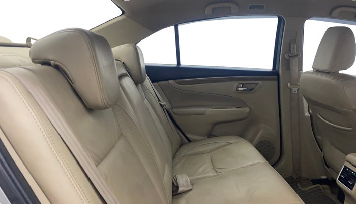 2018 Maruti Ciaz ALPHA 1.5 SHVS PETROL, Petrol, Manual, 53,489 km, Right Side Rear Door Cabin