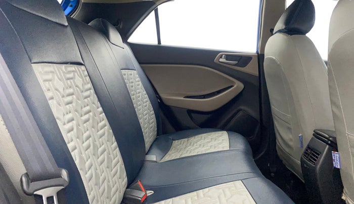 2018 Hyundai Elite i20 ASTA 1.2, Petrol, Manual, 64,043 km, Right Side Rear Door Cabin