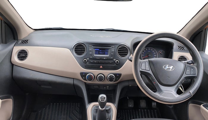 2015 Hyundai Grand i10 SPORTZ 1.2 KAPPA VTVT, Petrol, Manual, 31,692 km, Dashboard