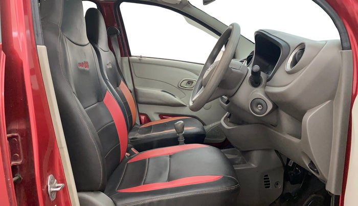 2016 Datsun Redi Go T (O), Petrol, Manual, 98,760 km, Right Side Front Door Cabin