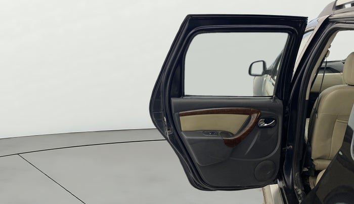 2014 Renault Duster 110 PS RXZ 4X4 MT DIESEL, Diesel, Manual, 1,69,999 km, LHS Rear Door