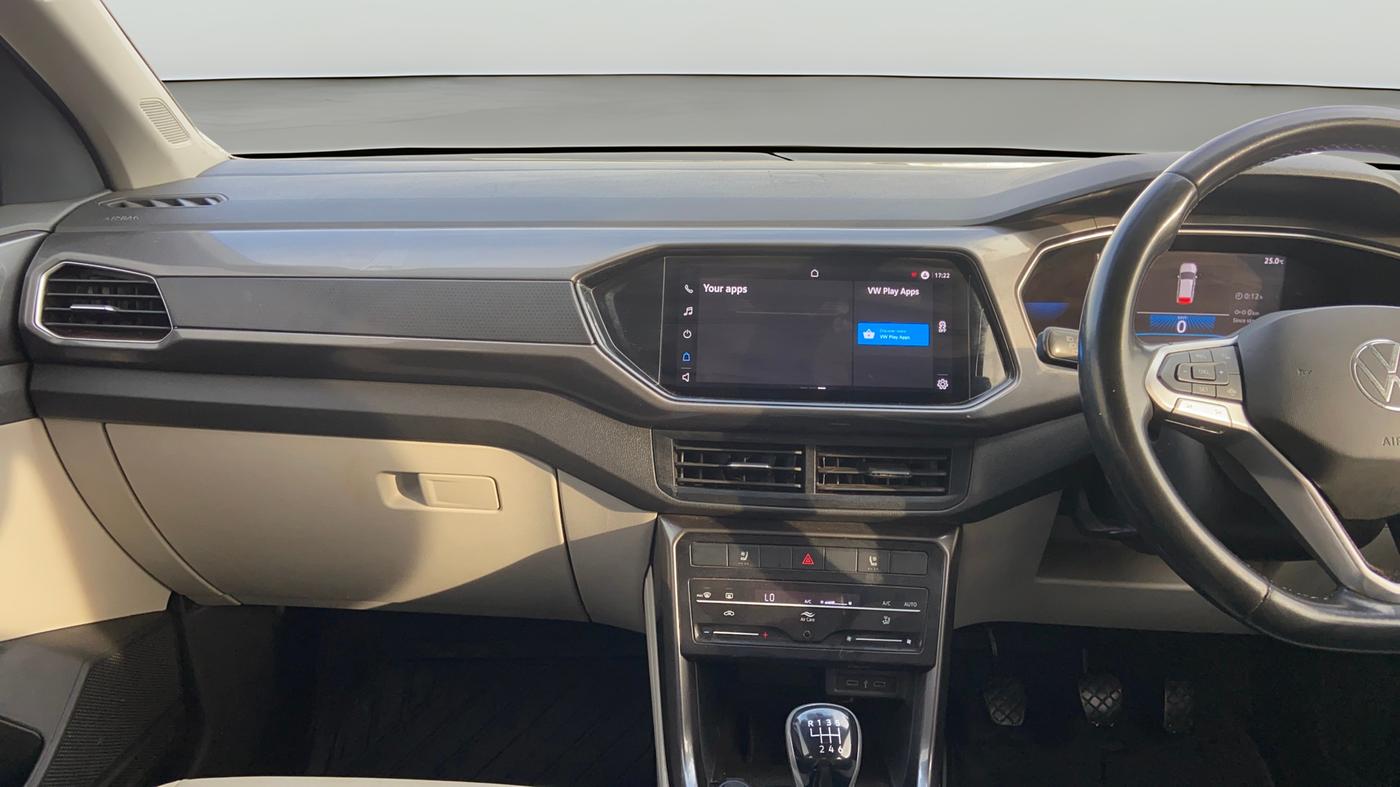 2021 Volkswagen TAIGUN TOPLINE 1.0 TSI MT, Petrol, Manual, 1,02,490 km, Air Conditioner