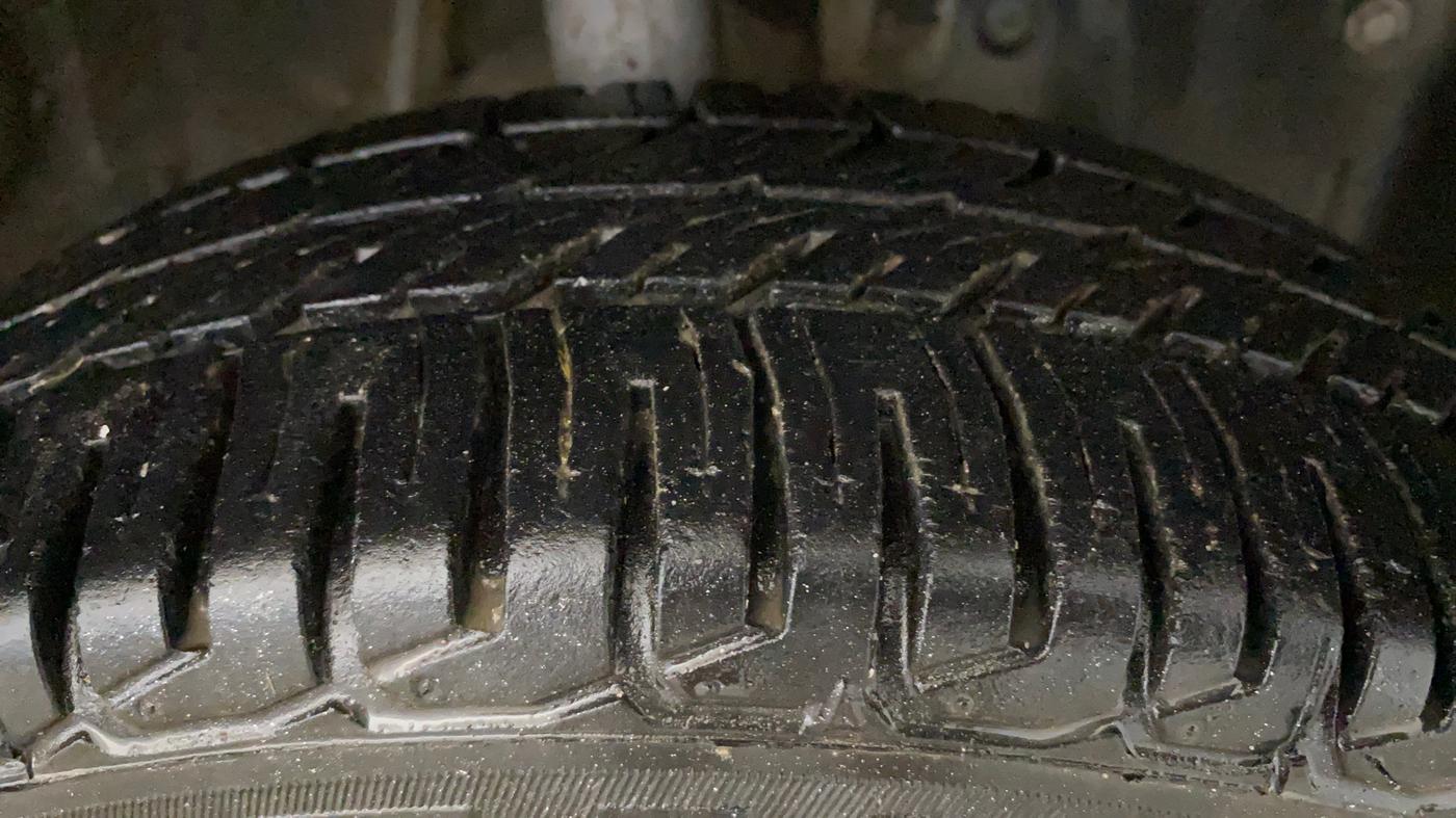 2014 Datsun Go T, Petrol, Manual, 36,676 km, Right Front Tyre Tread