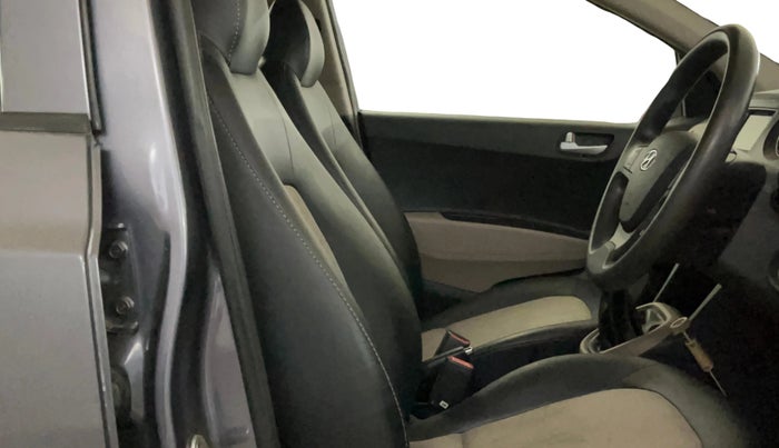 2017 Hyundai Grand i10 SPORTZ 1.2 KAPPA VTVT, Petrol, Manual, 45,957 km, Right Side Front Door Cabin