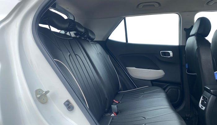 2023 Hyundai VENUE S 1.2, Petrol, Manual, 22,139 km, Right Side Rear Door Cabin