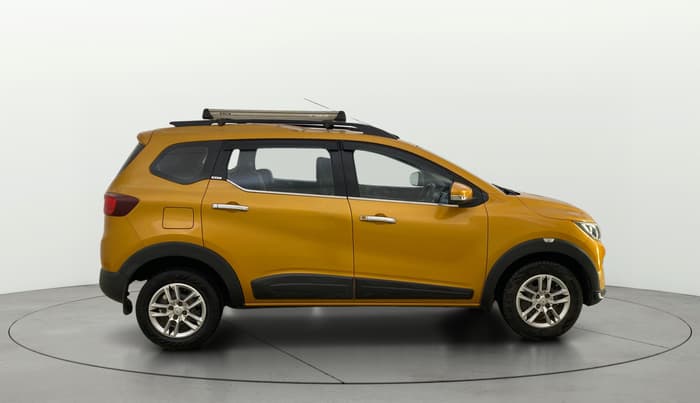 2020 Renault TRIBER RXT, Petrol, Manual, 47,598 km, Right Side View