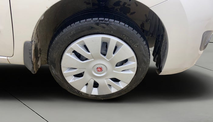 2015 Maruti Wagon R 1.0 VXI, Petrol, Manual, 75,237 km, Right Front Wheel