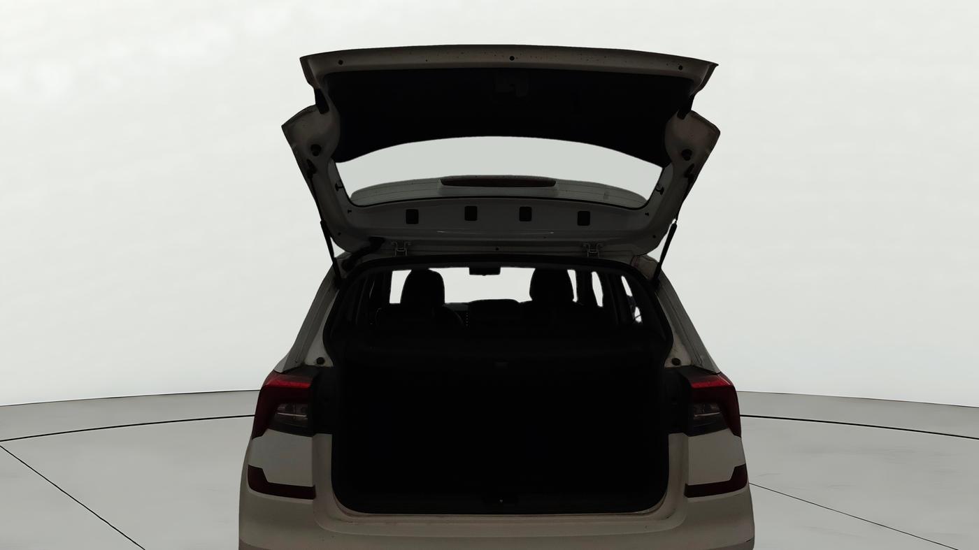 2021 Skoda KUSHAQ AMBITION 1.0L TSI AT, Petrol, Automatic, 49,845 km, Boot Door Open
