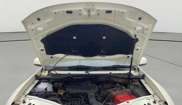 2013 Renault Duster 85 PS RXL DIESEL, Diesel, Manual, 1,07,789 km, Open Bonet