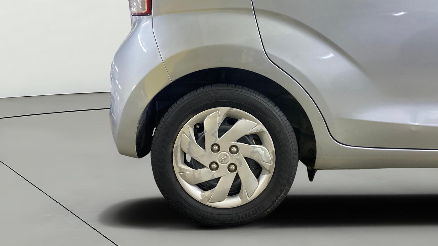 2018 Hyundai NEW SANTRO ASTA MT, CNG, Manual, 72,924 km, Right Rear Wheel