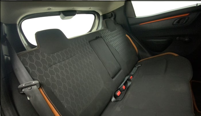 2019 Renault Kwid CLIMBER 1.0, Petrol, Manual, 52,511 km, Right Side Rear Door Cabin