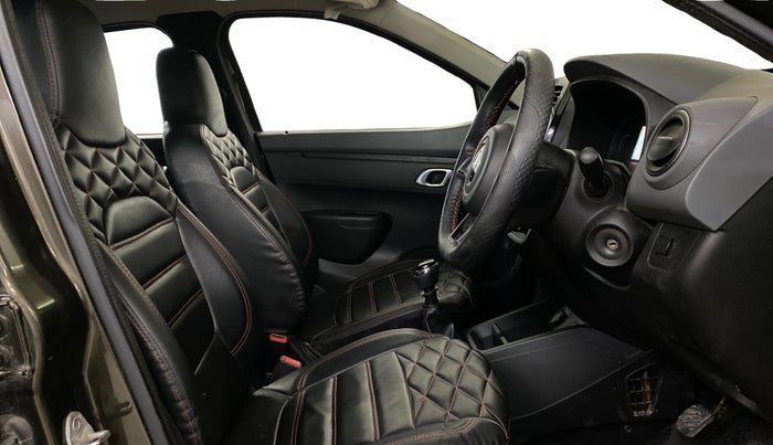 2019 Renault Kwid RXT 1.0 (O), Petrol, Manual, 31,468 km, Right Side Front Door Cabin