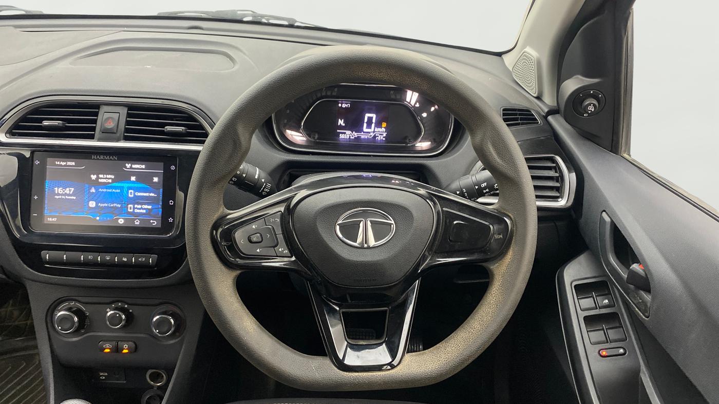 2021 Tata TIAGO NRG XZ AMT, Petrol, Automatic, 56,566 km, Steering Wheel Close Up
