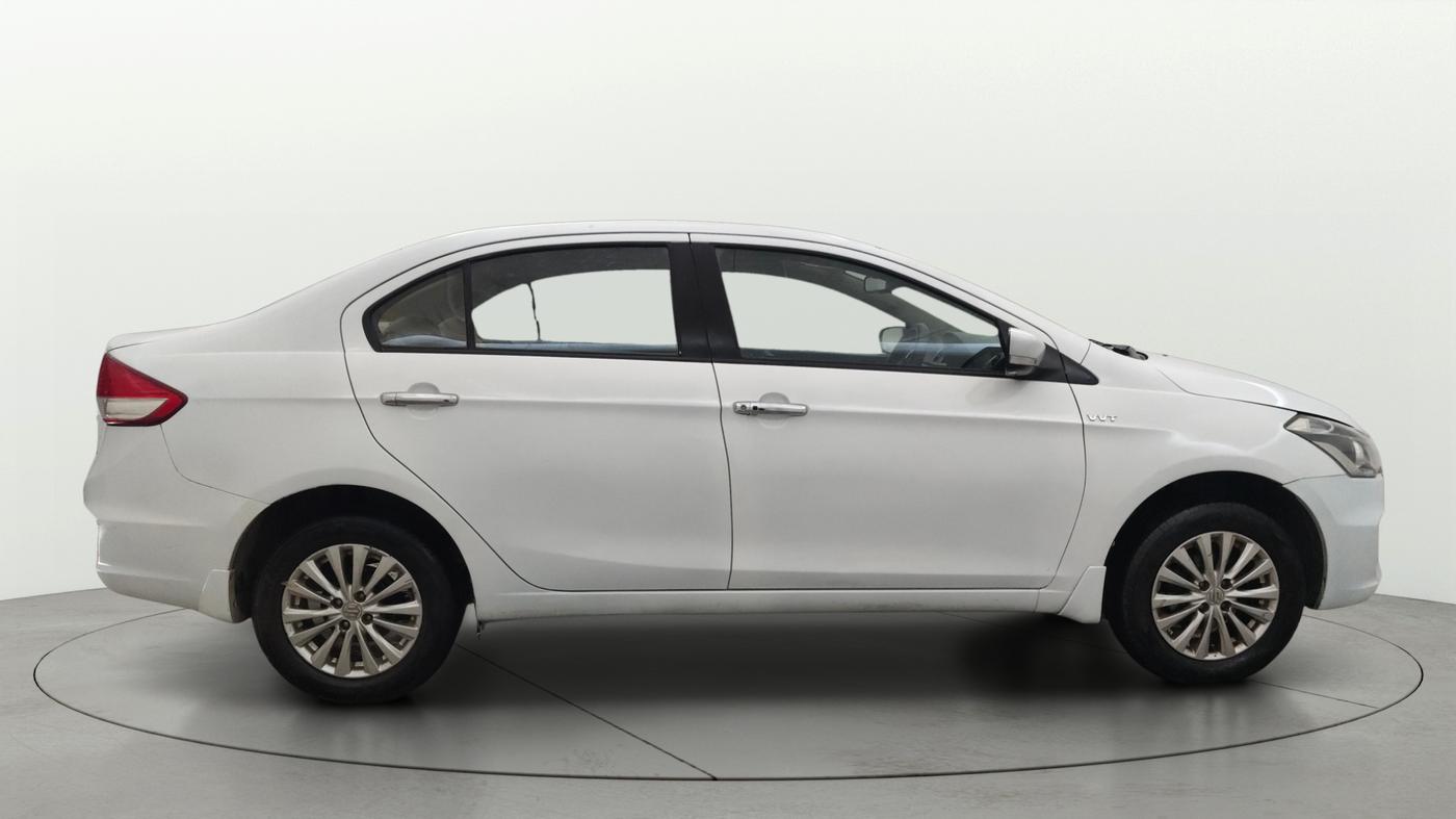 2015 Maruti Ciaz ZXI, Petrol, Manual, 76,102 km, Right Side View