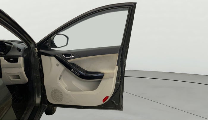 2020 Tata NEXON XZ PLUS PETROL, Petrol, Manual, 98,731 km, RHS Front Door