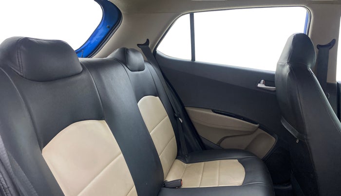 2017 Hyundai Grand i10 SPORTZ 1.2 KAPPA VTVT, Petrol, Manual, 61,011 km, Right Side Rear Door Cabin