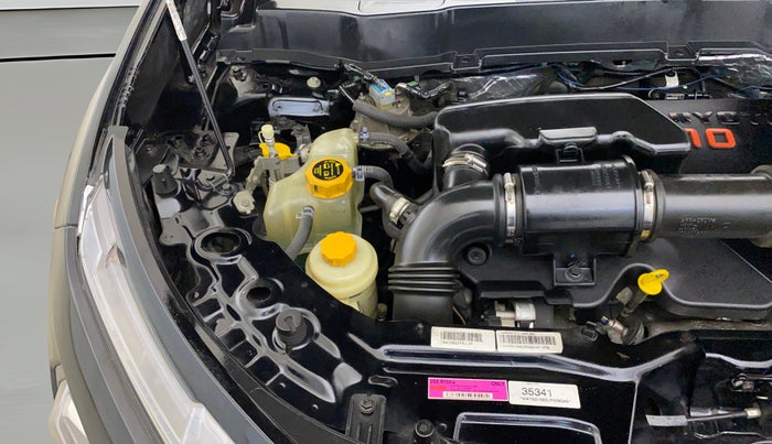 2020 Tata Harrier XT PLUS 2.0L KRYOTEC, Diesel, Manual, 95,400 km, Engine View - Right