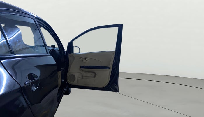 2015 Honda Amaze 1.2L I-VTEC S, CNG, Manual, 72,788 km, RHS Front Door