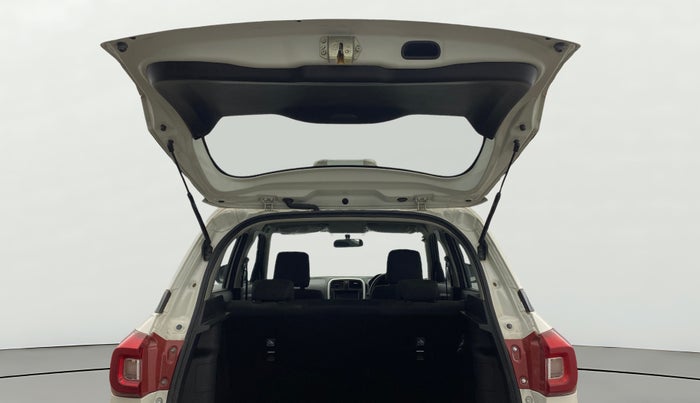 2022 Maruti Vitara Brezza VXI AT SHVS, Petrol, Automatic, 28,419 km, Boot Door Open