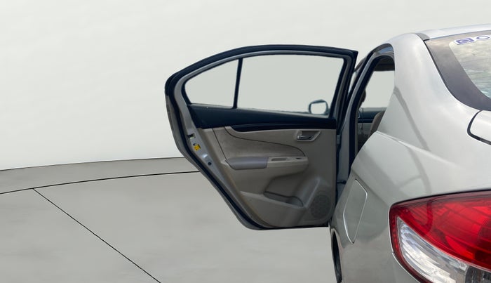 2016 Maruti Ciaz VXI+, Petrol, Manual, 41,827 km, LHS Rear Door