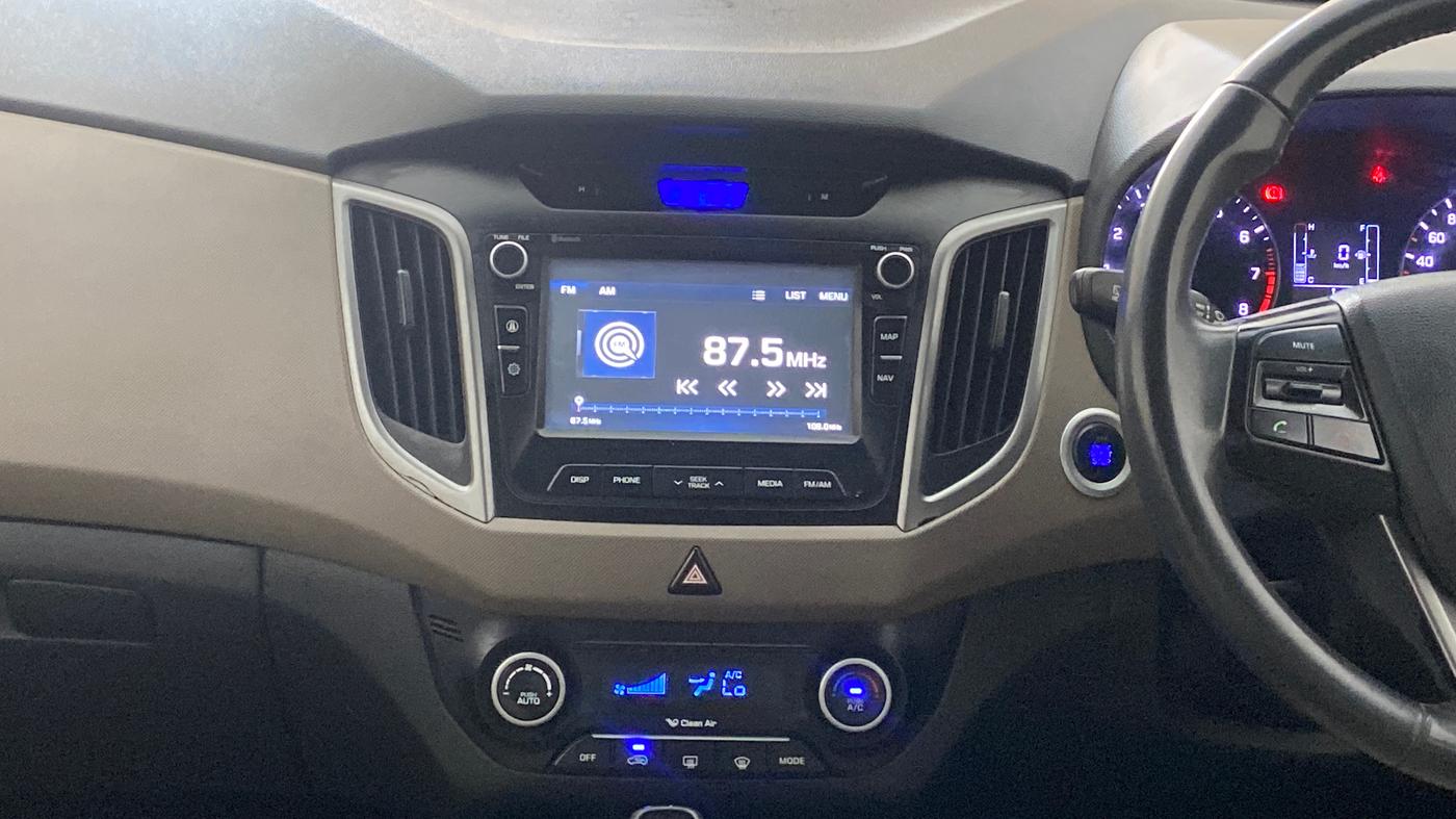 2017 Hyundai Creta SX PLUS AT 1.6 PETROL, Petrol, Automatic, 1,27,777 km, Air Conditioner