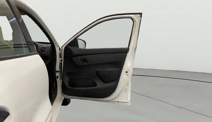 2017 Renault Kwid RXT 1.0, Petrol, Manual, 61,579 km, RHS Front Door