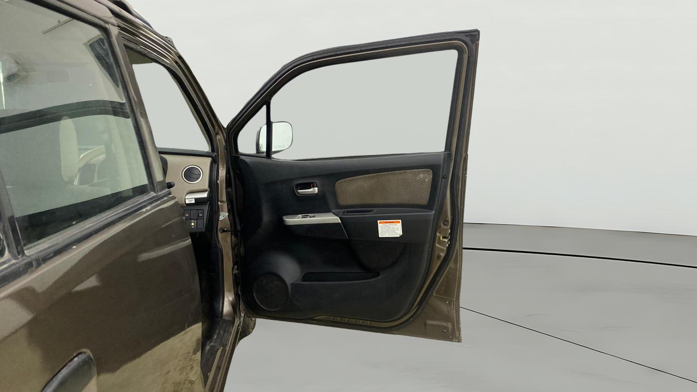 2013 Maruti Wagon R 1.0 LXI CNG, CNG, Manual, 52,226 km, RHS Front Door